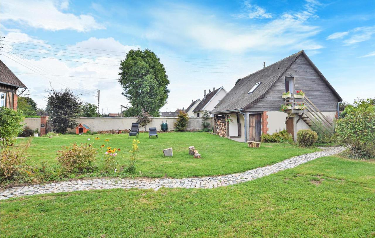 Nice Apartment In Le Mesnil-Esnard With Wifi Eksteriør billede